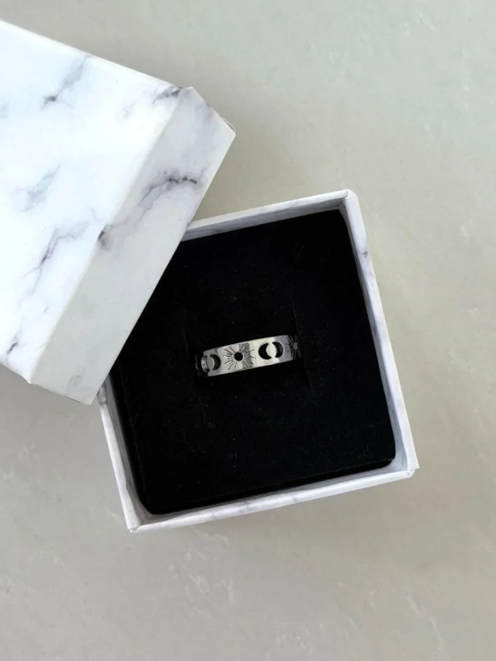 Sku0606 Retro Silver Sun Women Minimalist Ring Stainless steel +‎ gift bag